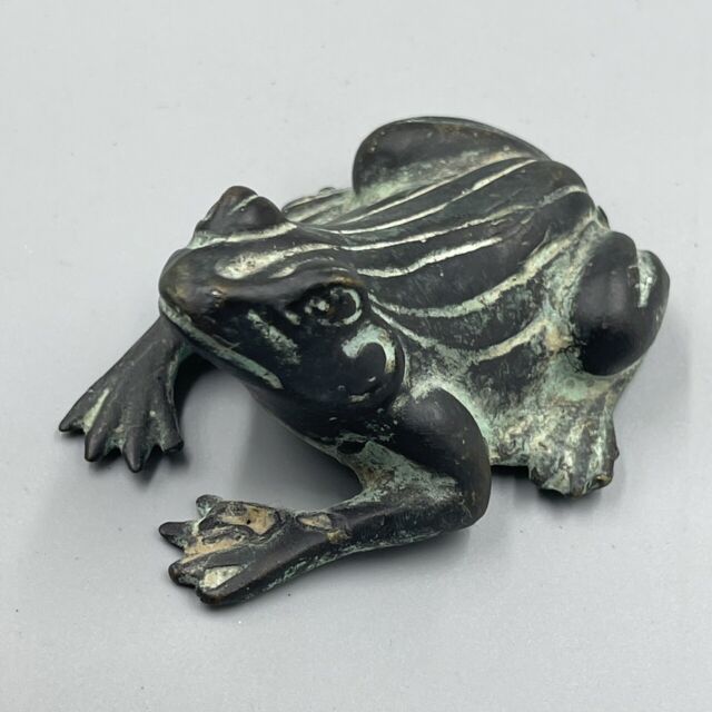 Superb unique Ancient Near Eastern bronze Frog statue