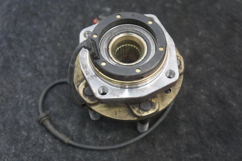 Left Center Hub Wheel Bearing OEM 220562 Ferrari F430 Challenge 2006 - Image 4 of 4