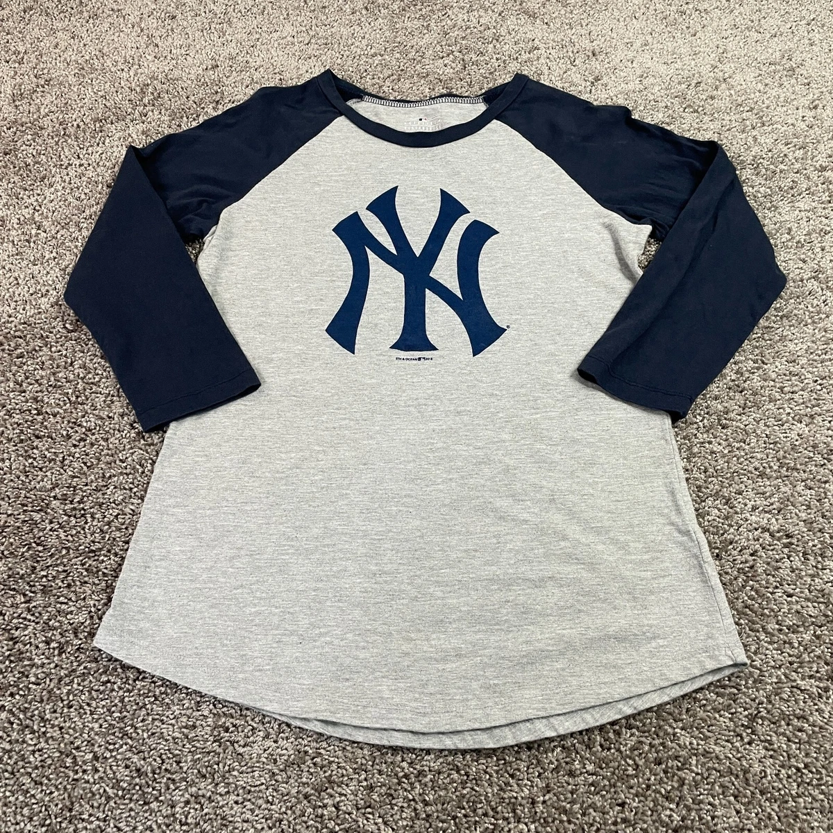 Womens Yankees Shirt 