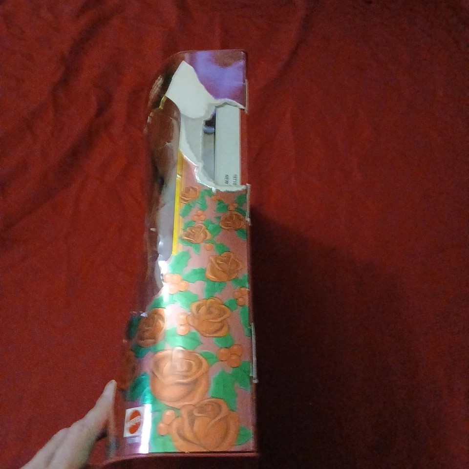 Muñeca Barbie Holiday Princess Belle Disney 1997 La Bella y la Bestia 16710 nueva Foto 3 de 4