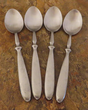 Hampton Bistro Set of 4 Teaspoons Spoons Silv...