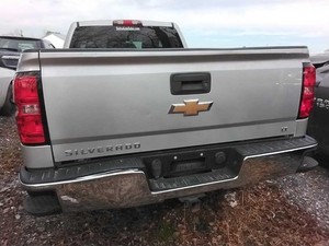 Used Tailgate fits: 2017 Chevrolet Silverado 1500 pickup w/open and close assist