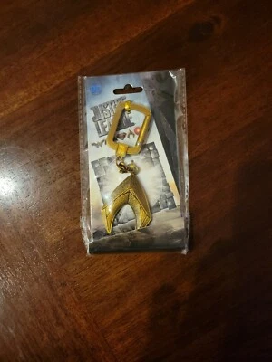 AQUAMAN LOGO Raised Detail Classic DC Comics Full Metal Keychain cosplay USA - Image 1 of 2