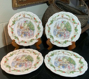 Royal-Doulton-1994-Brambly-Hedge-Merry-Midwinter-Jill-Barklem-8-034-Plate-4-Avail