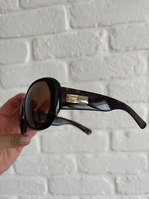 Lunettes de soleil Yves Saint Laurent Modèle YSL 6189/S - Photo 1/4