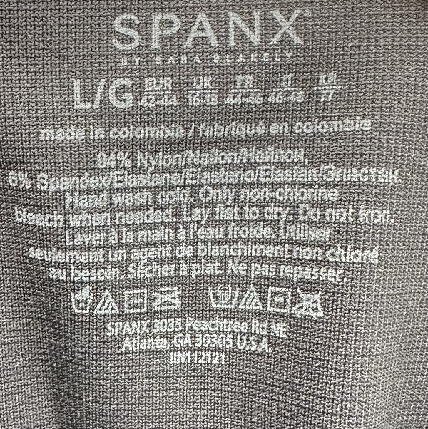 SPANX Cropped Textured Compression Shaping Leggin… - image 3