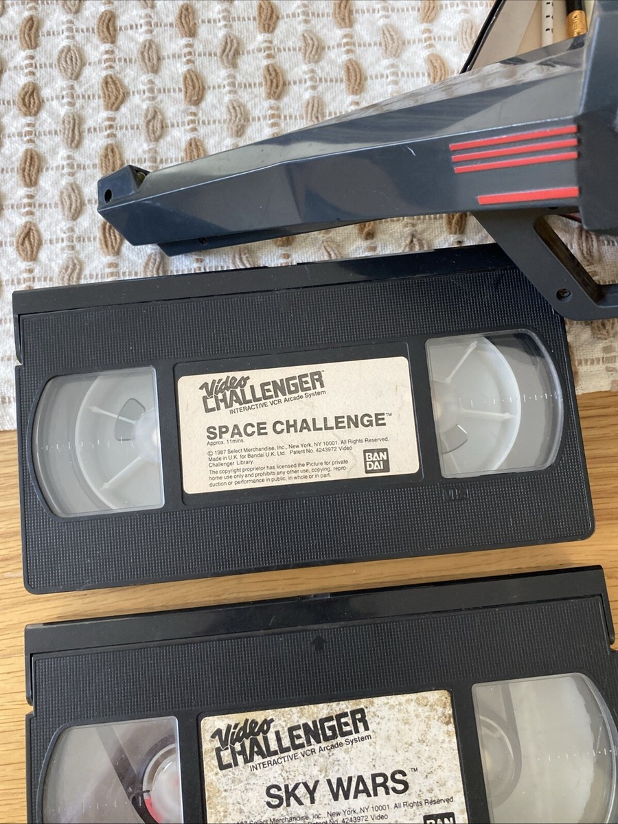 VINTAGE Video Challenger Interactive VHS Arcade System Bandai Sky