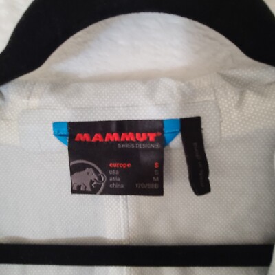Mammut Swiss Design Dry Tech Premium Rain/Wind/Vapor Proof Mammut Swiss Design Dry Tech Premium Rain/Wind/Vapor Proof