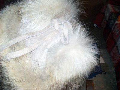 Luna Montreal Golden Racoon Fur Lined Suede Hat With  display picture 3