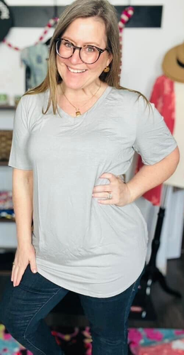 Neu mit Etikett LuLaRoe IRIS Größe XL Damen V-Ausschnitt Kurzarm Tunika Oberteil einfarbig grau weich - Bild 4 von 6