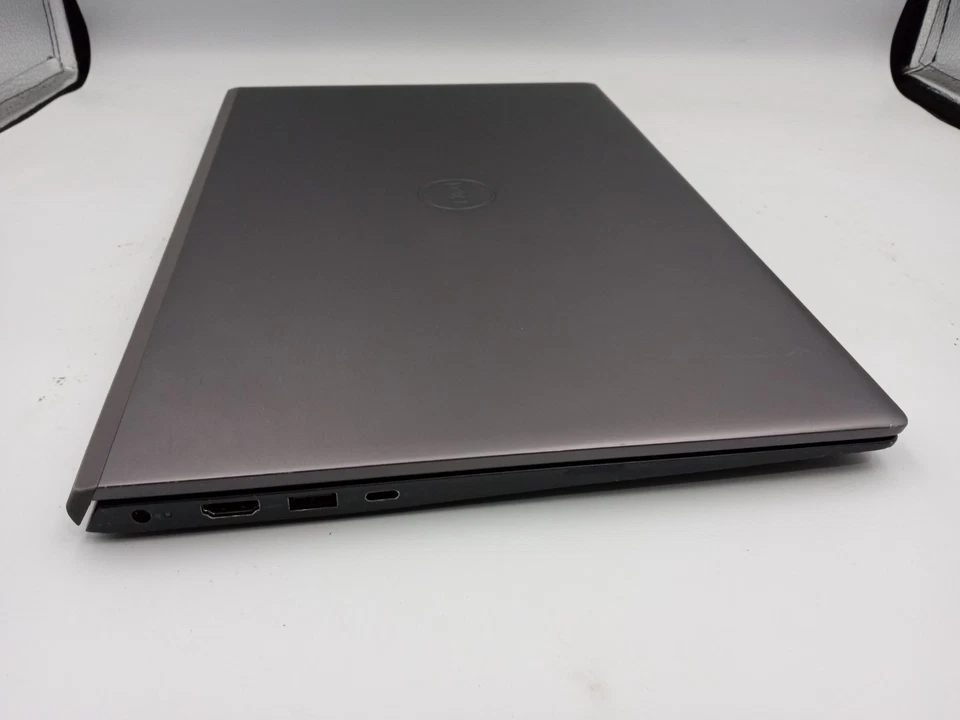 Laptop Dell Vostro 5502 15.6" i7-1165G7 16GB RAM 256GB SSD Win11 MX330 LEER -RR Foto 3 de 4