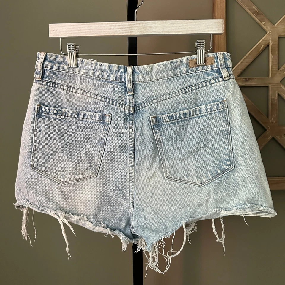 Jeans curto corte cintura ultra alta NYC Reeve em branco - 31 - Imagem 3 de 4