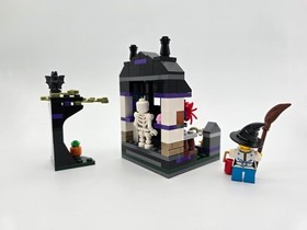 LEGO 40122 Seasonal Trick or Treat Halloween Set & Instructions