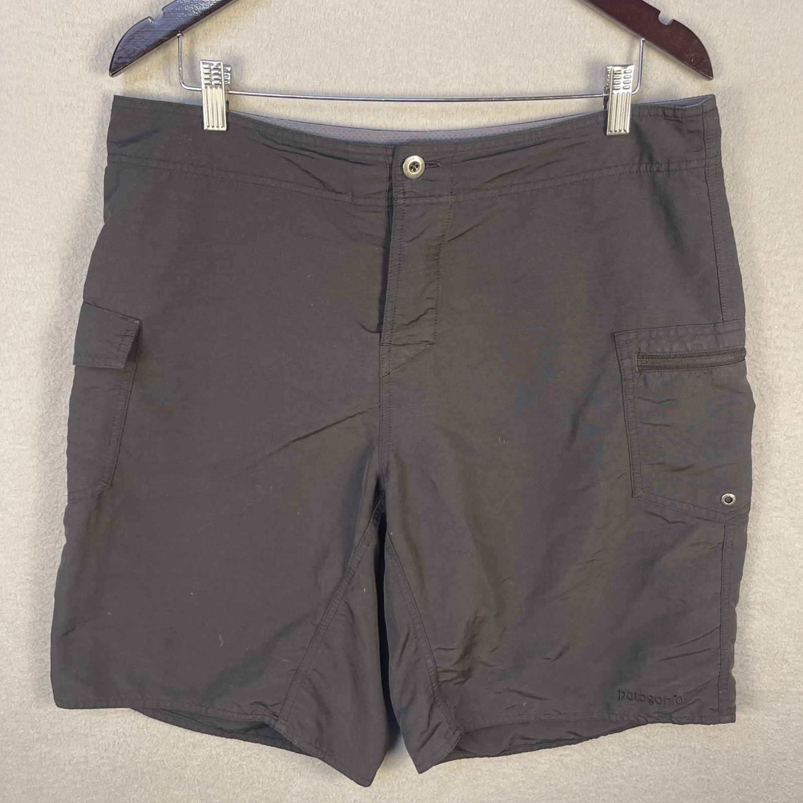 Vintage Patagonia River Shorts Mens 35 Black Mesh Lined Button Fly Nylon Hiking
