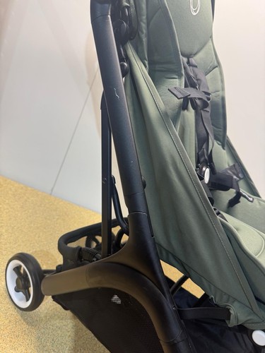 Bugaboo Butterfly Refurbished - Green + raincover - Picture 5 of 9