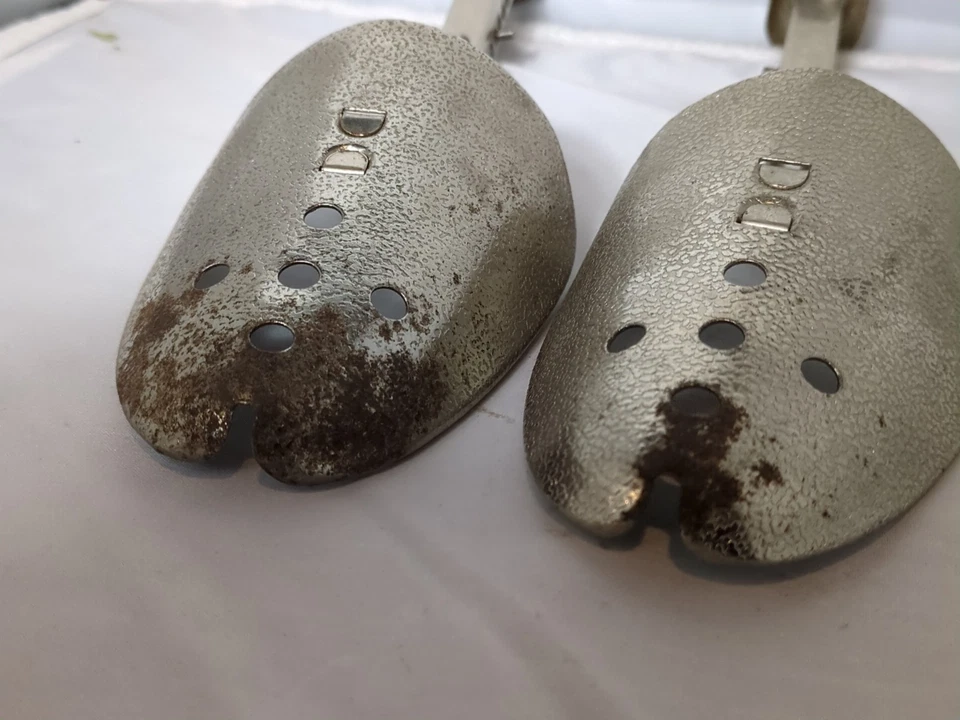 1950s USA 2 Vintage EKCO Hammered Metal Shoe Trees Shaper Stretcher Adjustable - Image 3 of 4