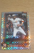 2025 Topps Chrome Update Series - Carlos Correa #USC164 X-Fractor