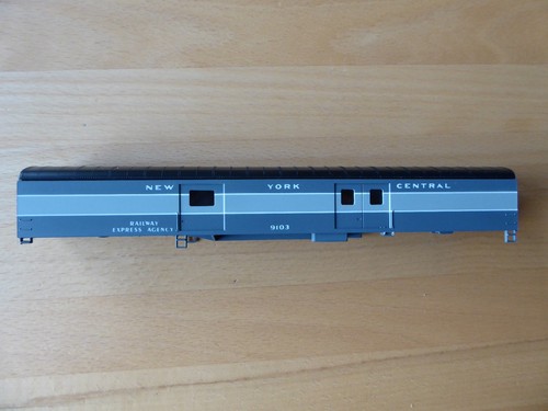 Con-Cor New York Central 9103 Gepäckwagen. Spur H0, defekt. | Condition: Gebraucht