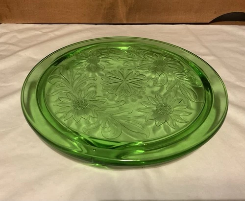 Vintage Jeanette “Sunflower” Uranium Depression Glass 3-Footed Cake Plate- 10” D