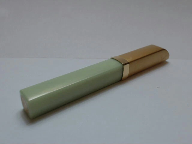 Brillo de labios HR Helena Rubenstein - Tolva de hierba (verde menta) - Tamaño completo - Nuevo Foto 4 de 4