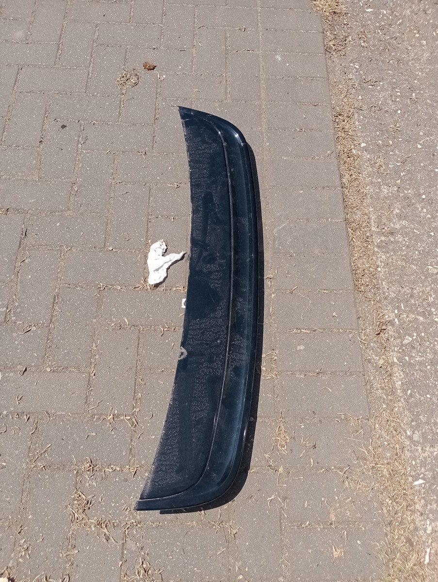 AUDI TT 8N MK1 3.2 V6 REAR WING SPOILER WITH LIP GENUINE 8N8827933