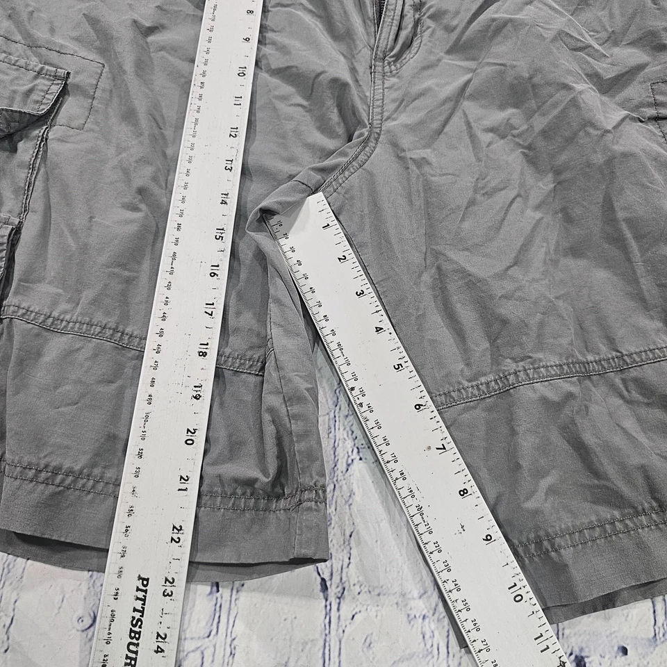 Old Navy MENS XL Cargo Shorts Gray Military Grunge Gorpcore Skater 2004 VINTAGE - Image 2 of 4