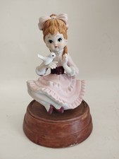 Carillon Statua porcellana bambola base legno H.19 Nuovo da Magazzino Vintage