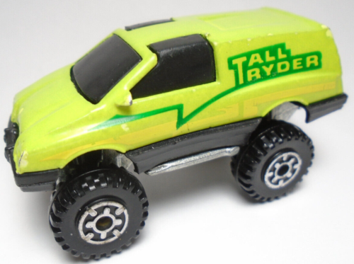 1984 HOT WHEELS TALL RYDER 4X4 GREEN 1:64 DIECAST 2 1/2" VAN WITH YELLOW STRIPES