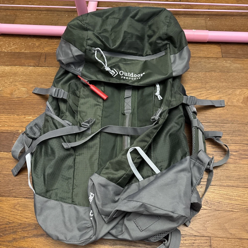 2 OUTDOOR Arrowhead Hiking Backpack Gr/gray 47.5 liter Internal Frame Pack - Image 3 of 4