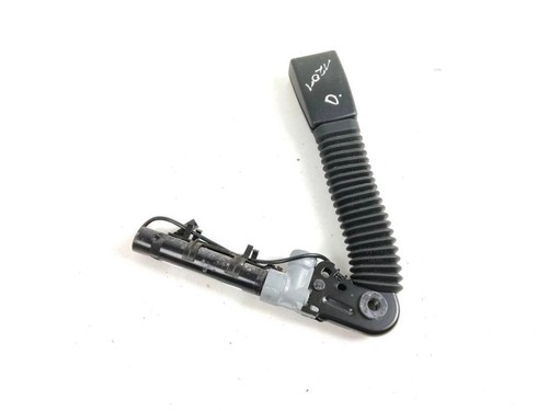 BMW 5 F10 F11 2012 Rechts Gurtschloss vorne 9115306 RZV66964