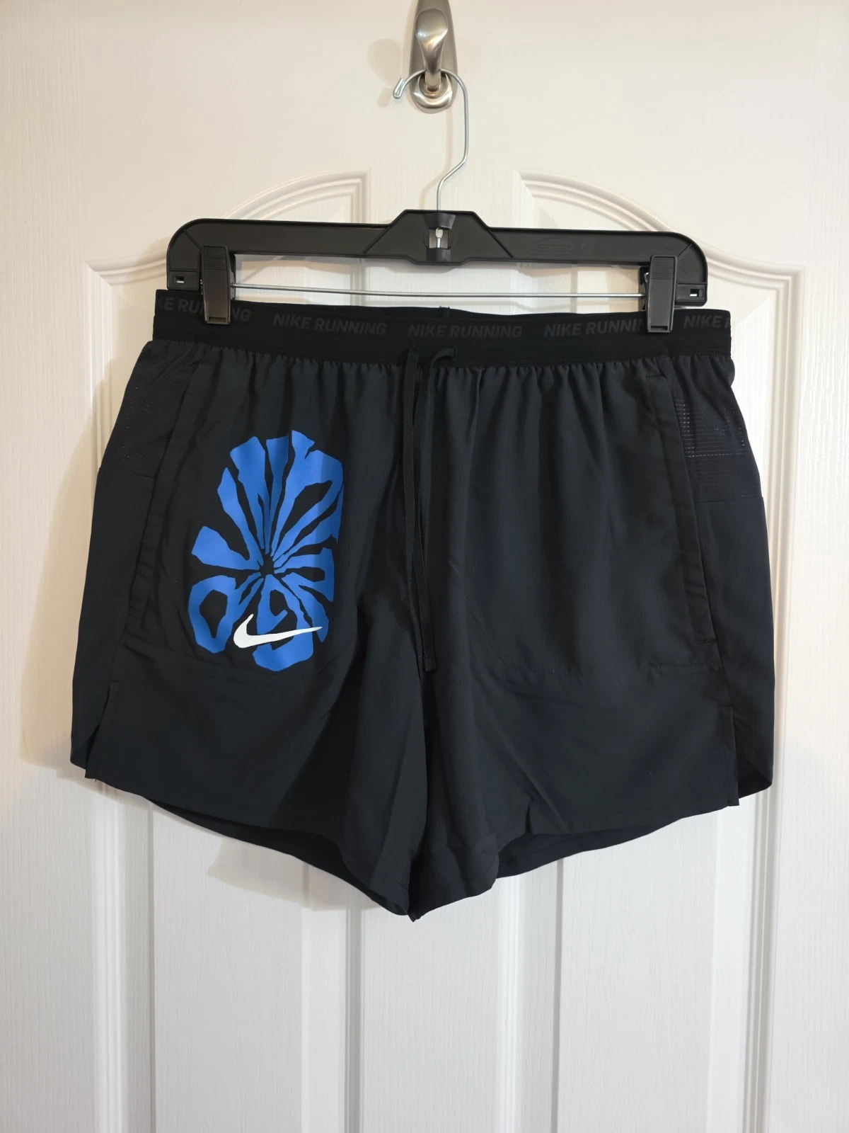 Nike Dri-FIT Stride Run Energy 5" Men's Size Med Black Running Shorts FV9612-010