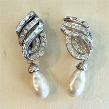 CAROLEE signed silver tone rhinestone crystal...