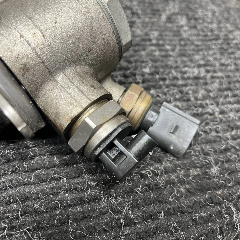 ☑️ Bomba de combustible de alta presión para Audi A4/A6/A5/Q5 2009-2012 6e127025ac Foto 3 de 4