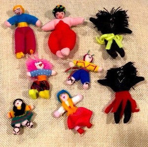 Worry Dolls Folk Figures Guatemalan / Japanese- Lot of 8