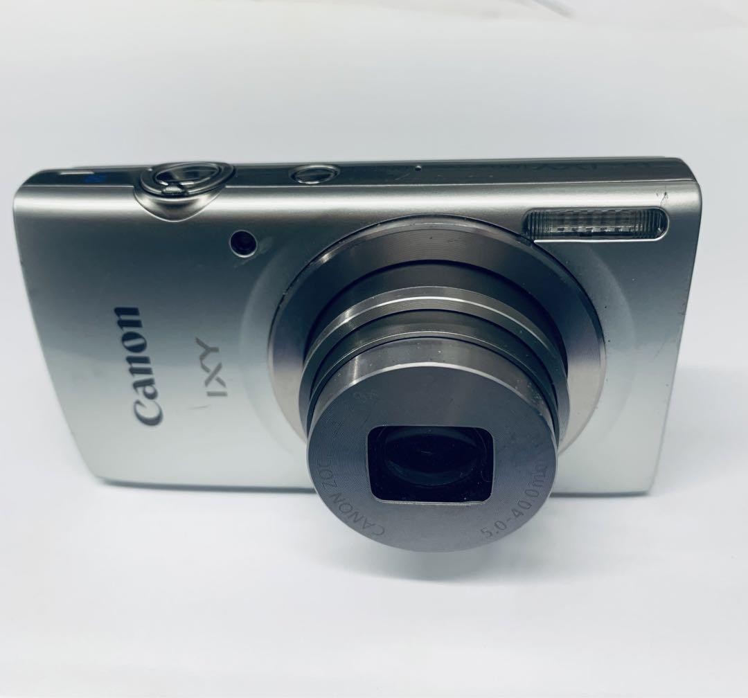 CANON　IXy180 Canon Digital Camera IXY 180 Silver Optical 8x Zoom IXY180SL
