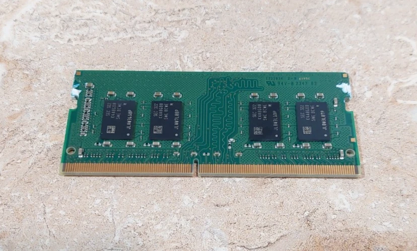 Transcend JetRam JM3200HSB-8G 8GB DDR4 3200 MHz 260-Pin SO-DIMM RAM Unbuffered - Image 2 of 2