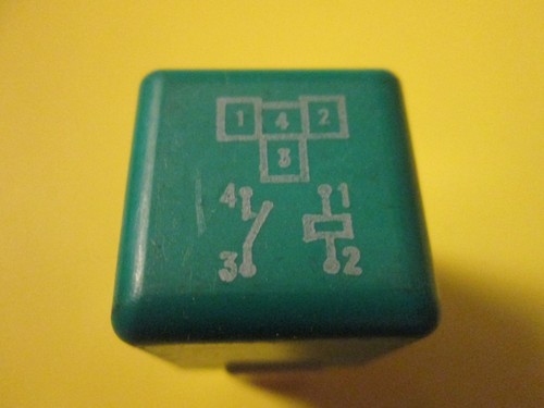 Реле 90987 03003