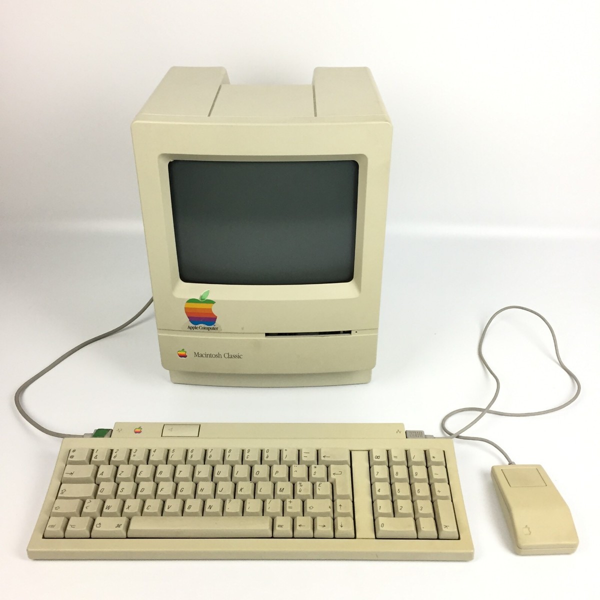 Apple Macintosh Classic II &キーボード。アップルコンピュータ