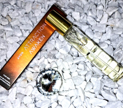 Avon ATTRACTION AWAKEN für Sie Eau de Parfum Tachenspray 10ml orientalisch Neu