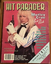 VINCE NEIL of MOTLEY CRUE Signed 7/1987 HIT PARADER Magazine Cover