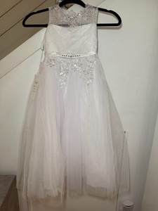 NWT FORMAL Flower Girl White gown dress, SIZE 4