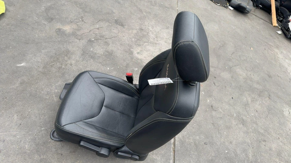 ⭕ 11-17 Jeep Wrangler Front Driver Side 1st Row Bucket Seat Black Leather Left Foto 3 de 4
