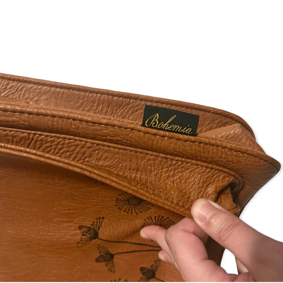 Bohemia by Disaster Designs - Umhängetasche Schmetterling braun - Modcloth - Bild 2 von 4