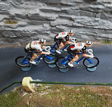 3 CYCLISTES Norev Atlas UAE XRG Emirates Pogacar 2026 Tour de France 1/43e