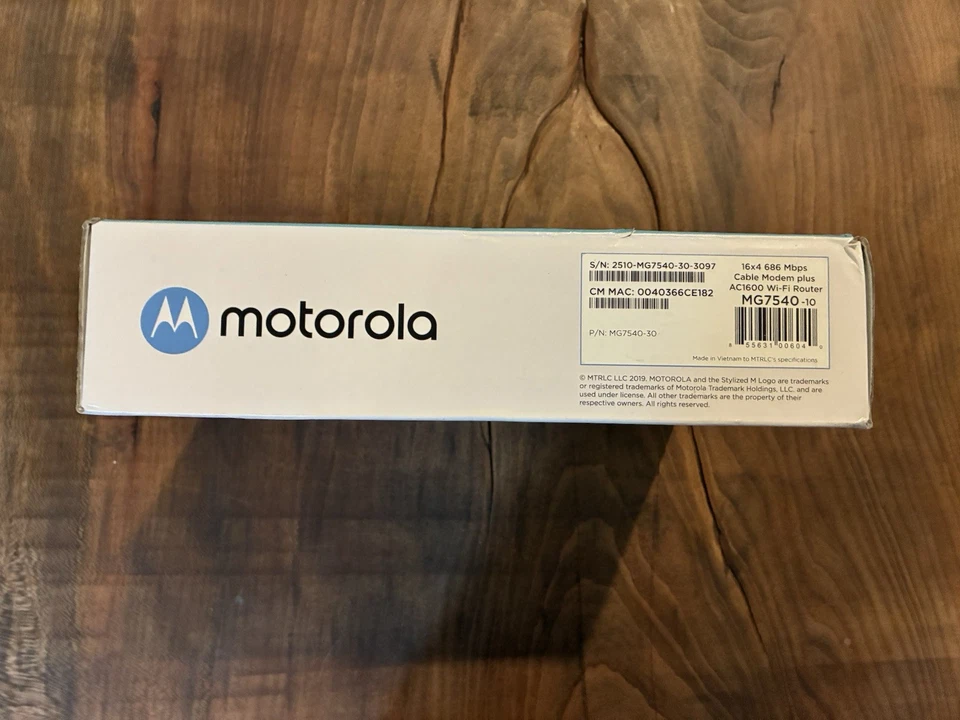 Motorola MG7540 16x4 Cable Modem Plus AC1600 Dual Band Wi-Fi Router with DFS - Image 4 of 4