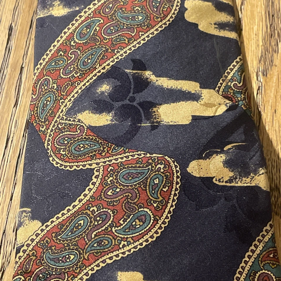 Corbata de seda cachemira abstracta Mario Valentino usada en excelente estado EE. UU. para hombre’s Foto 4 de 4