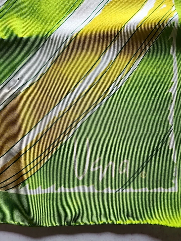 Vintage MOD 3 1960's Vera Scarf Hand-rolled Made in Japan - Image 2 of 4