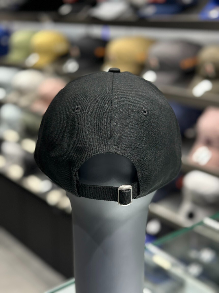 キャップ New Era MLB New York Yankees Training Arch Unstructured Ball New Era MLB New York Yankees Unstructured Ball Cap Black