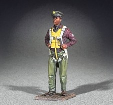 BRITAINS MUSEUM COLLECTION 10104 U.S.A.A.F. TUSKEGEE AIRMAN 1943 - 1945