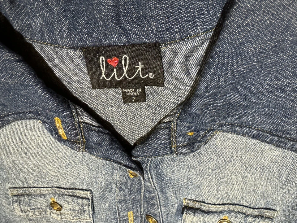 Lote de 2 Vestidos Niñas Talla S 7 Lily Denim Jean/Falda Rosa y Flor Correa Blanca Foto 2 de 4